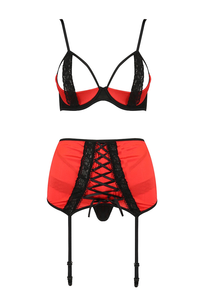 Ensemble lingerie à jarretelles Femmina
